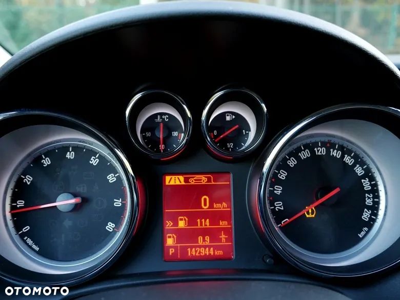 Opel Astra - 16