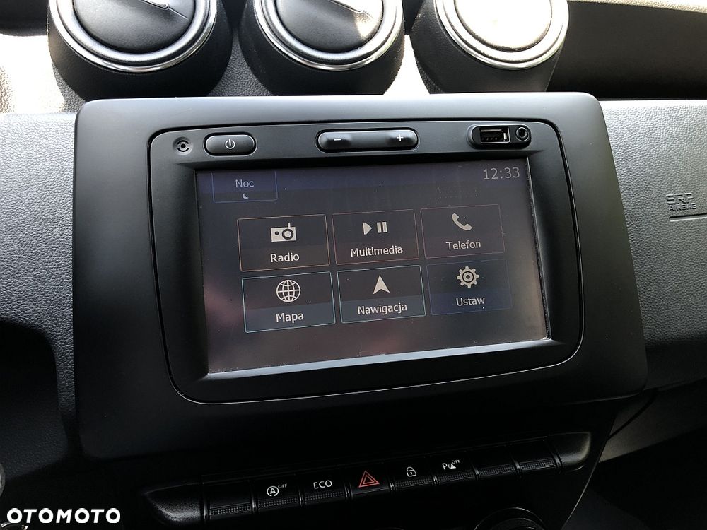 Dacia Duster 1.6 SCe Access S&S - 12