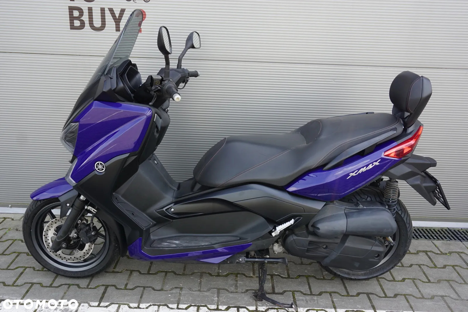 Yamaha X-max - 12