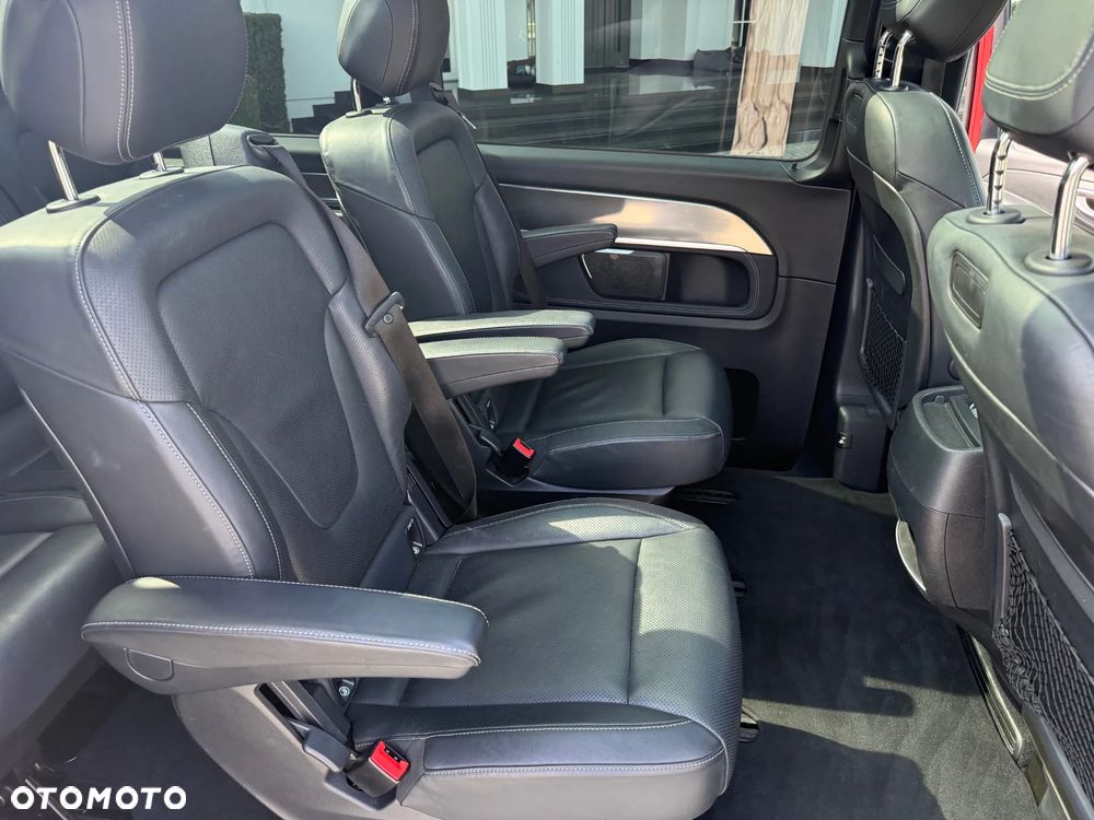 Mercedes-Benz Klasa V 300 d 4-Matic Exclusive 9G-Tronic (d³ugi) - 21