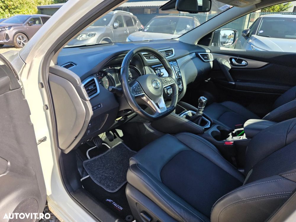 Nissan Qashqai 1.6 dCi DPF tekna - 21