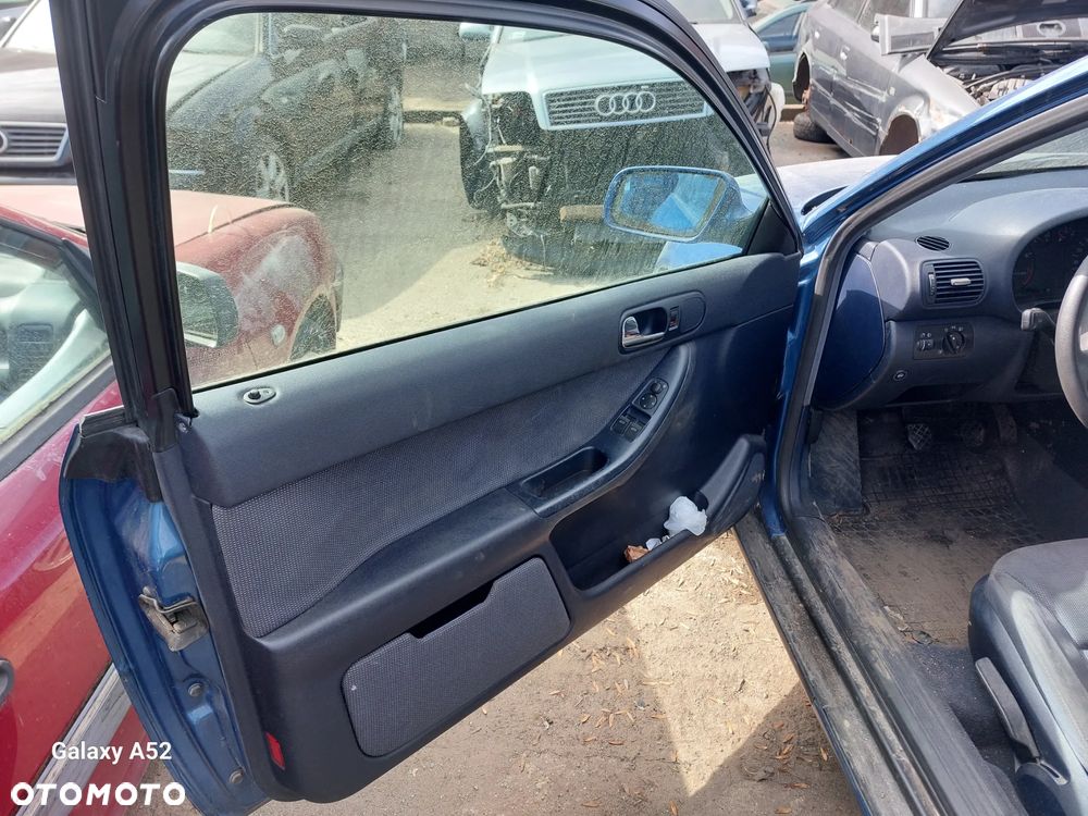 Zderzak AUDI A3 8L LIFT 1,6B maska,lampy,drzwi,klapa.... - 7