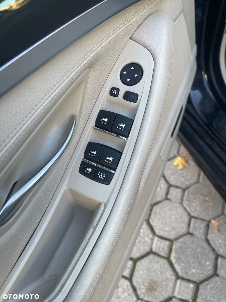 BMW Seria 5 - 13