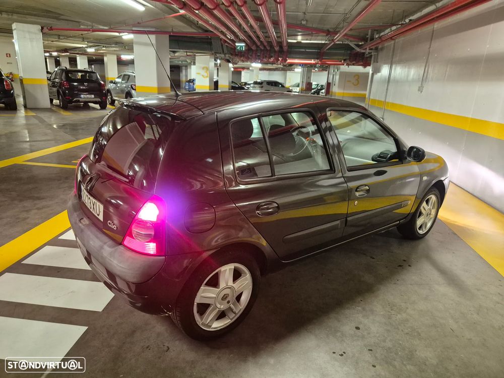 Renault Clio 1.2 16V Dynamique - 7