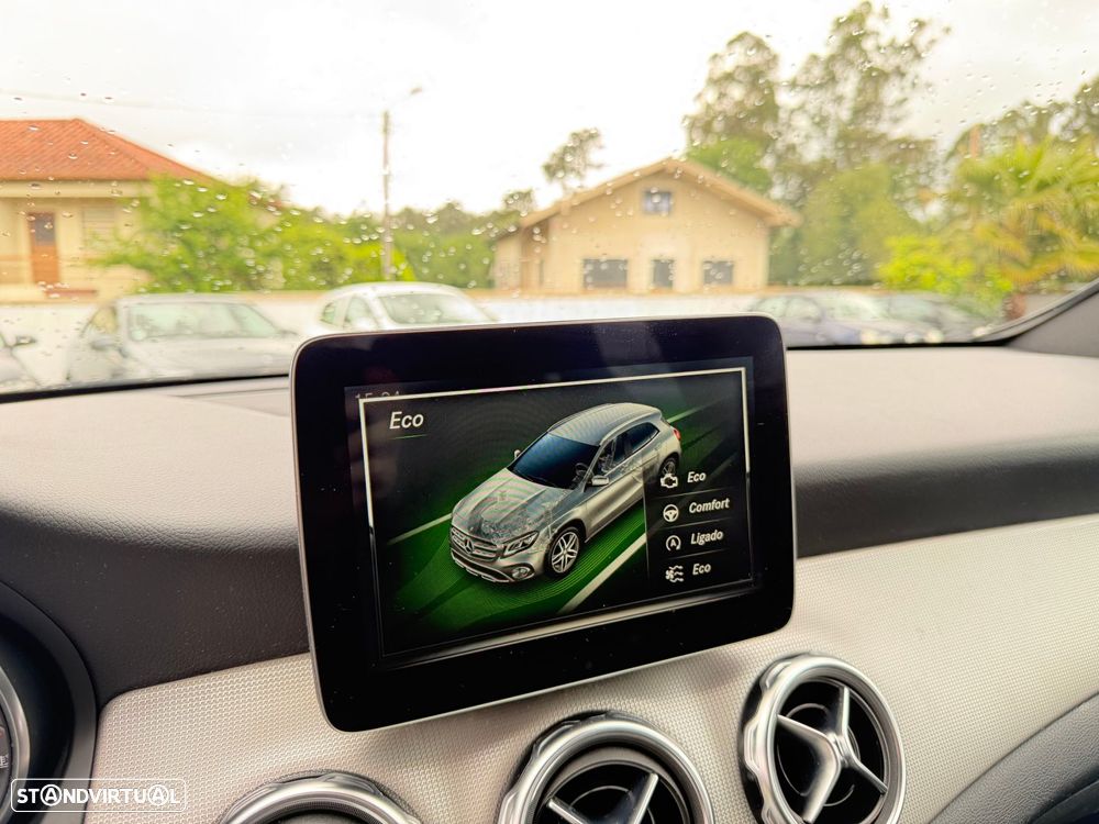 Mercedes-Benz GLA 180 d Style - 15