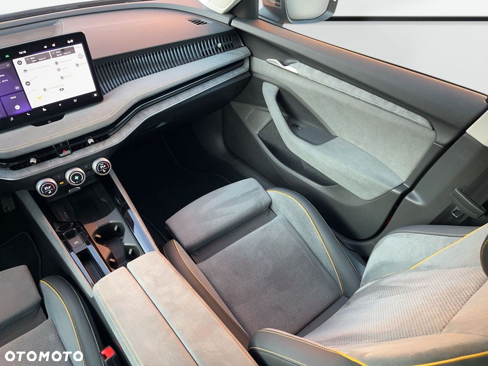 Skoda Superb 2.0 TDI SCR Selection DSG - 35
