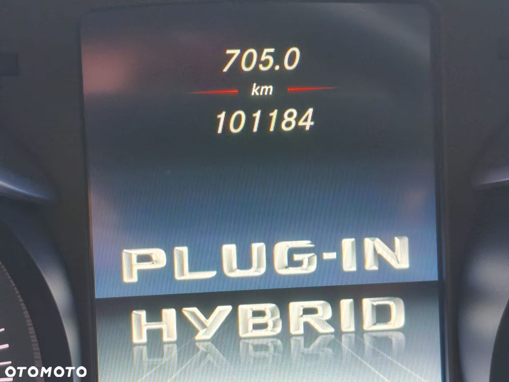 Mercedes-Benz Klasa C 250 9G-TRONIC Edition - 15