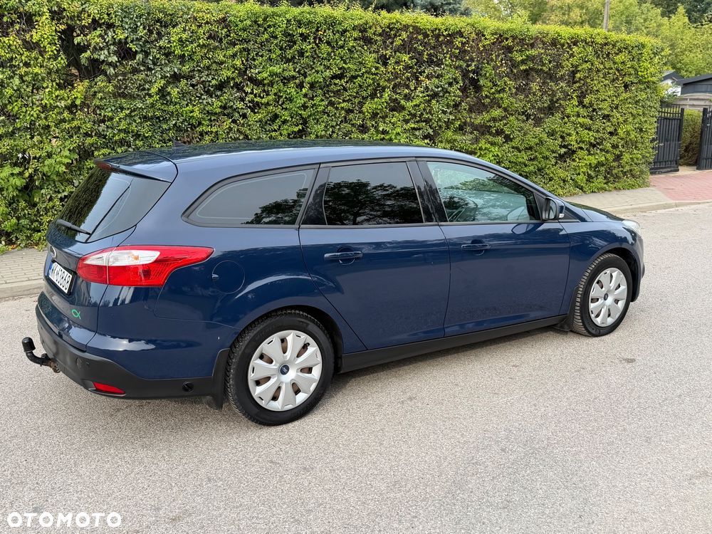 Ford Focus 1.6 FF Titanium - 26