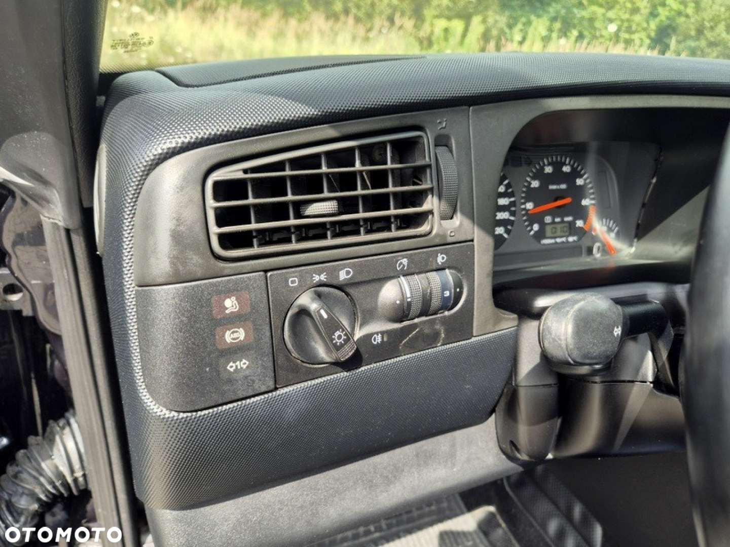 Volkswagen Golf - 16