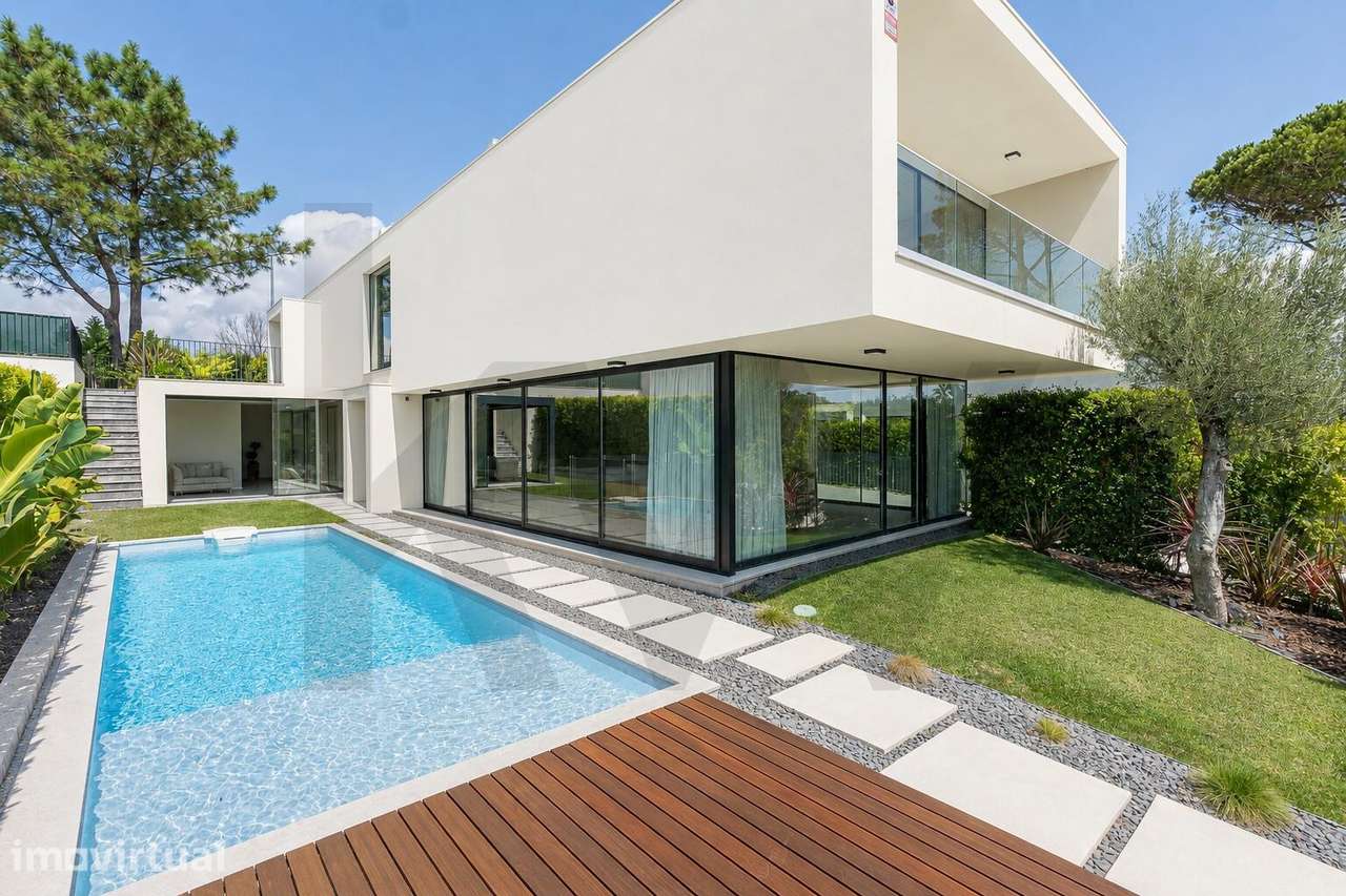 Moradia com 4 Suítes e Piscina Privada em Condomínio Fechado - Grande imagem: 2/54