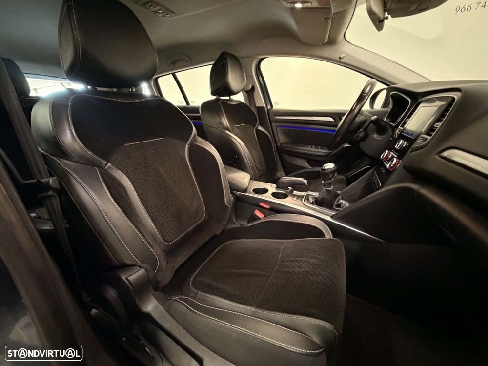 Renault Mégane Sport Tourer 1.5 dCi Limited - 11