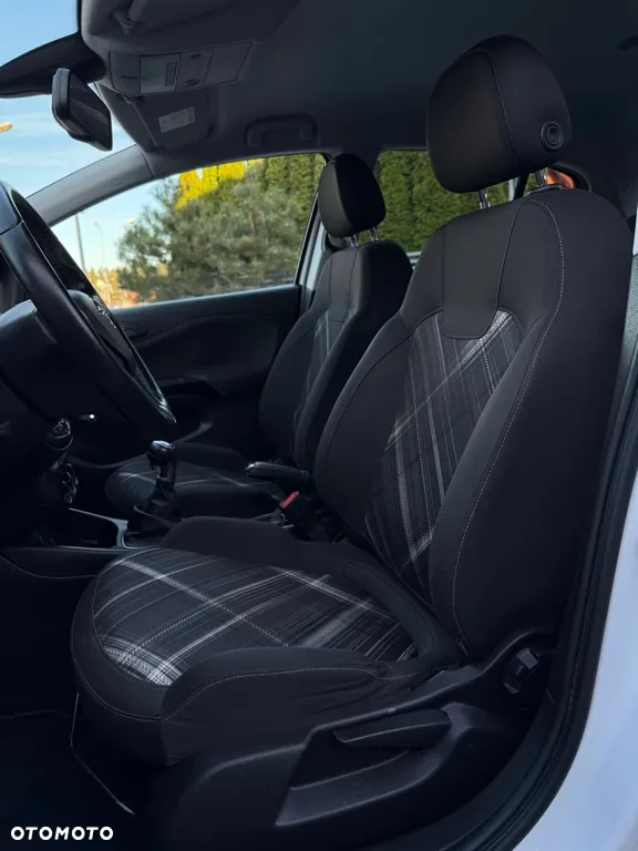 Opel Corsa 1.4 T Cosmo S&S - 7