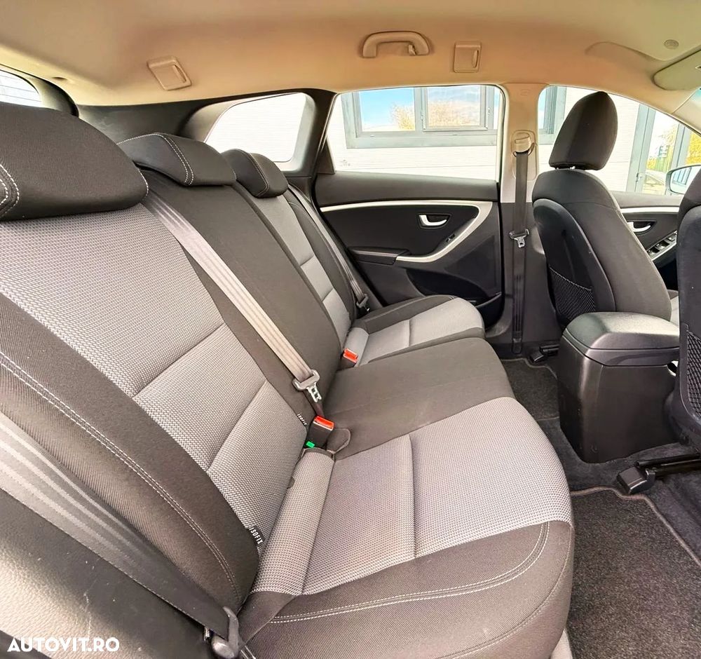 Hyundai i30 i30cw 1.4 Style - 22