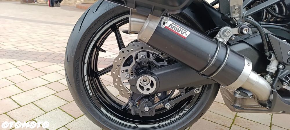 Kawasaki Ninja 1000 SX - 22