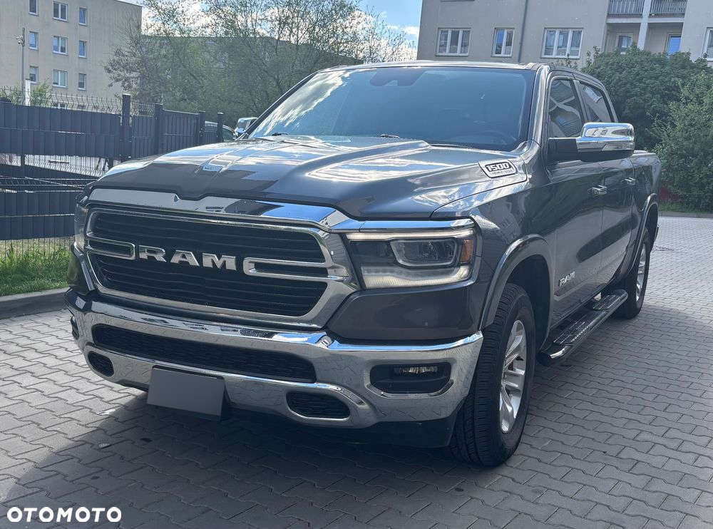RAM 1500 5.7 eTorque Crew Cab Longbed Laramie Chrome - 4