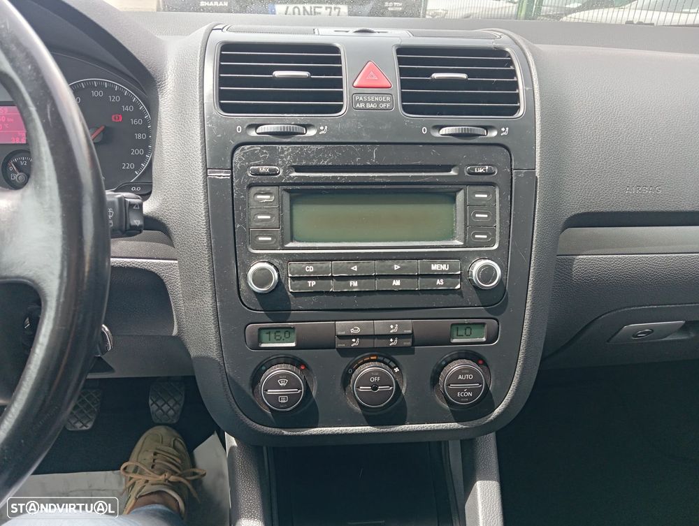 VW Golf 1.4 FSi Confortline - 9