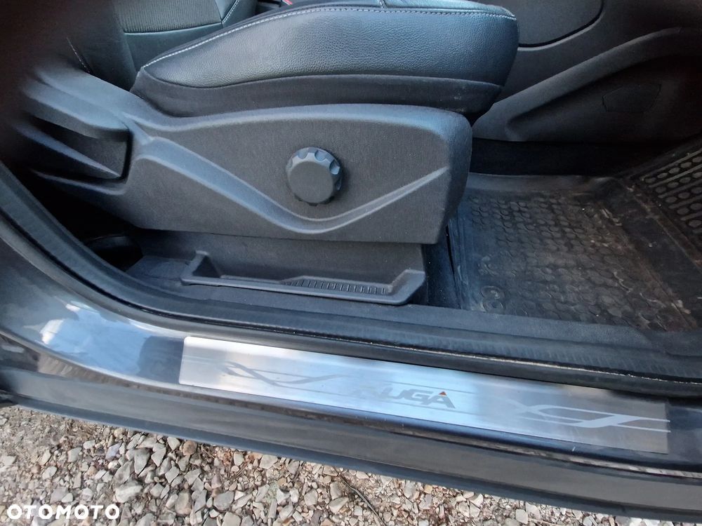 Ford Kuga 2.0 TDCi 4x4 Titanium - 12