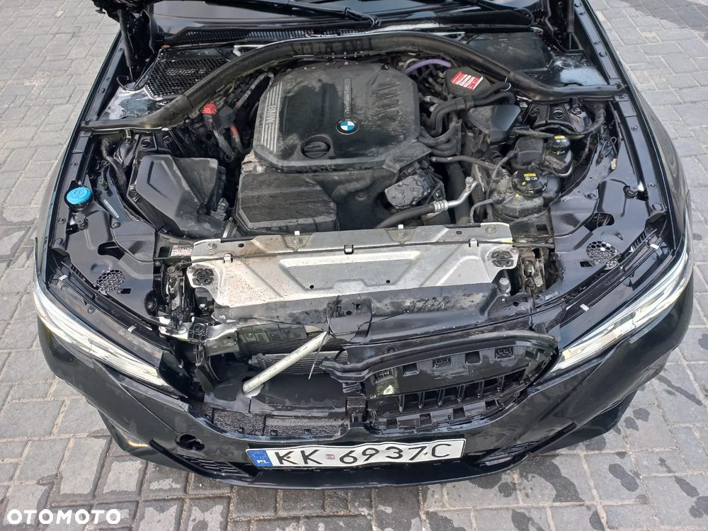 BMW Seria 3 320d xDrive MHEV M Sport sport - 10