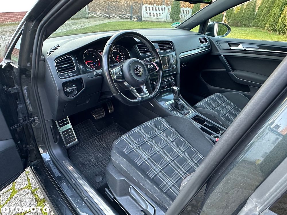 Volkswagen Golf GTD 2.0 TDI SCR DSG - 16