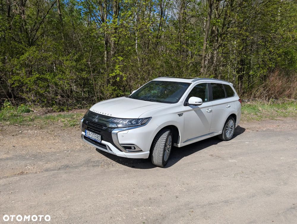 Mitsubishi Outlander Instyle + - 1