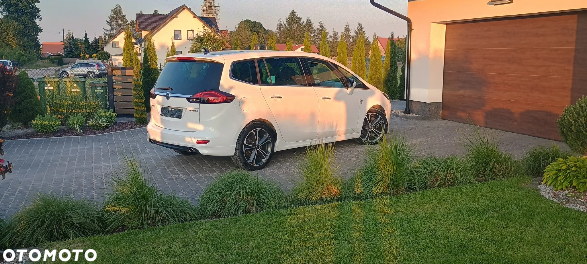 Opel Zafira Tourer 2.0 BITurbo CDTI Start/Stop Innovation - 2