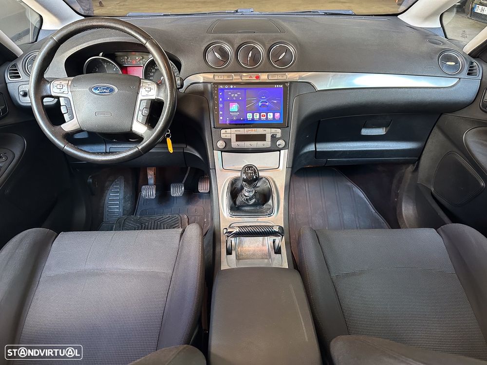 Ford S-Max 2.0 TDCi Titanium 7L - 4