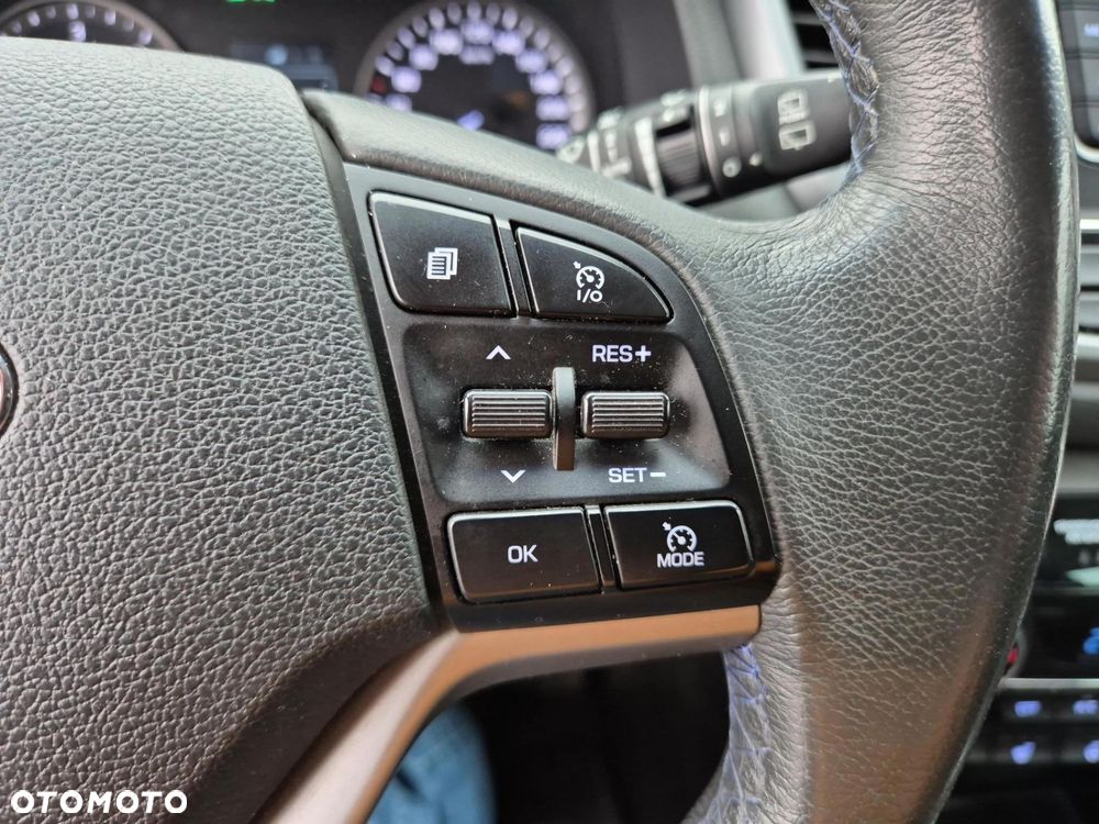 Hyundai Tucson 1.7 CRDI BlueDrive Comfort 2WD - 24