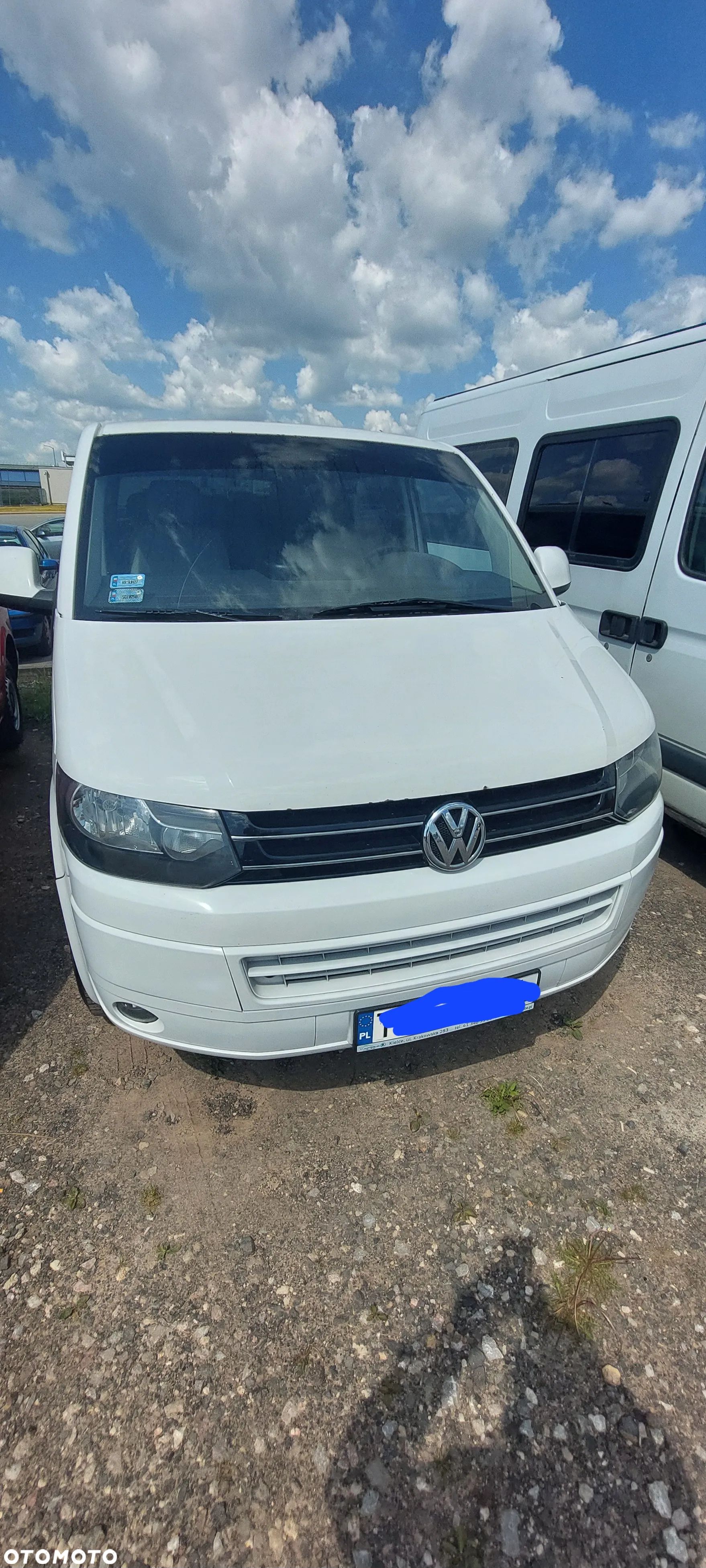 Volkswagen Transporter - 1