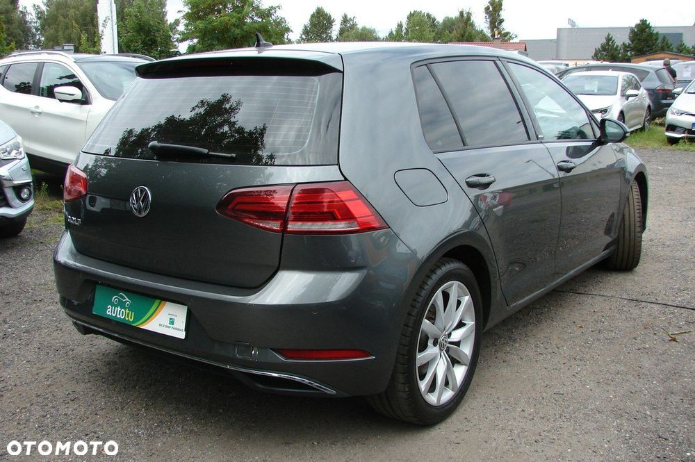 Volkswagen Golf - 3