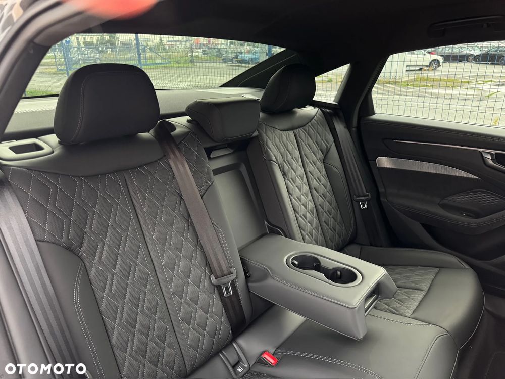 Audi A6 Limousine TDI mHEV Quattro S tronic - 36