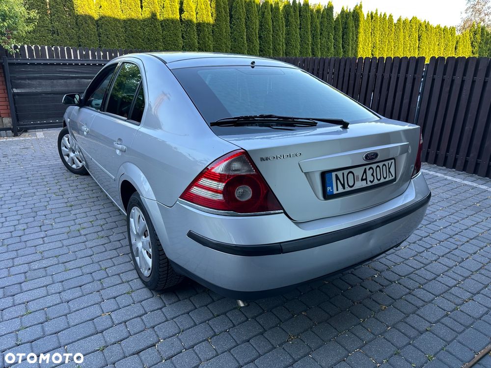 Ford Mondeo - 9