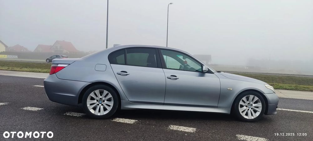 BMW Seria 5 530i - 7