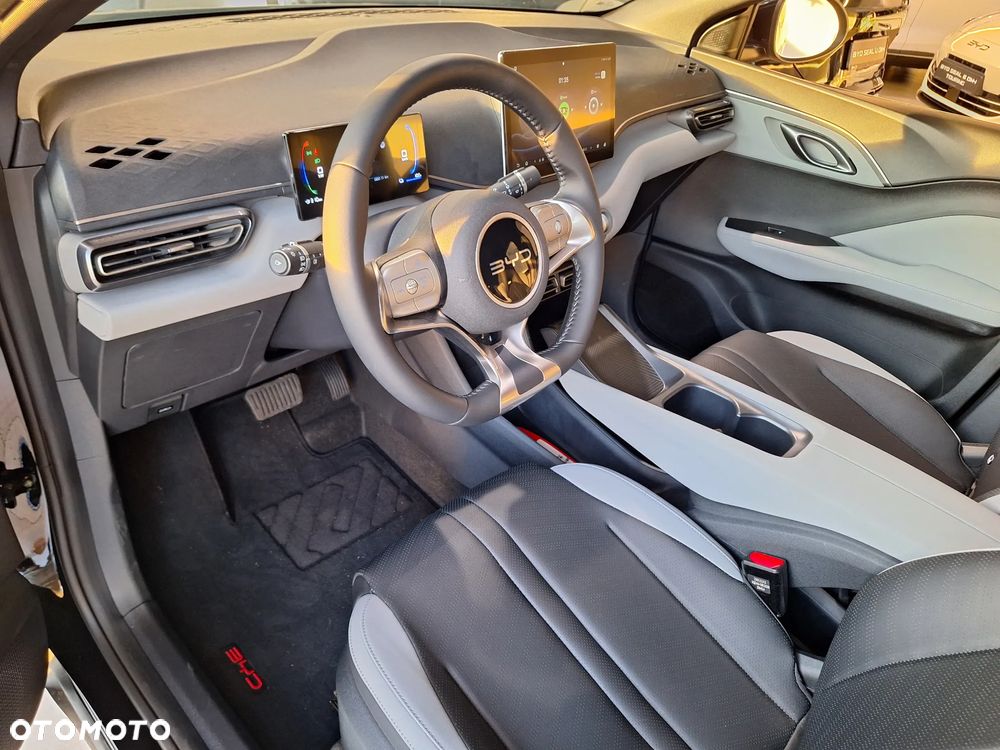 BYD Dolphin Surf 43.2kWh Boost - 7