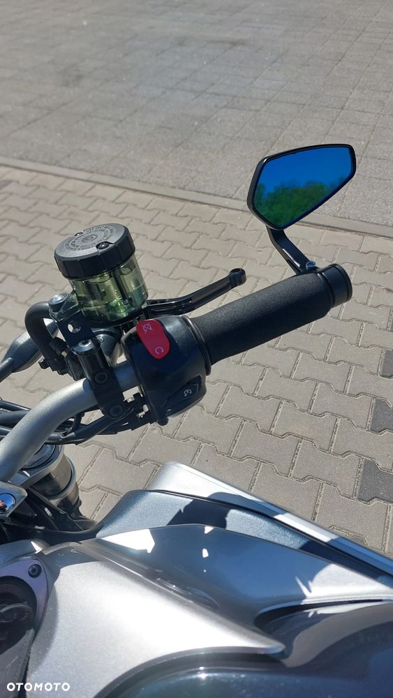 Yamaha MT - 13