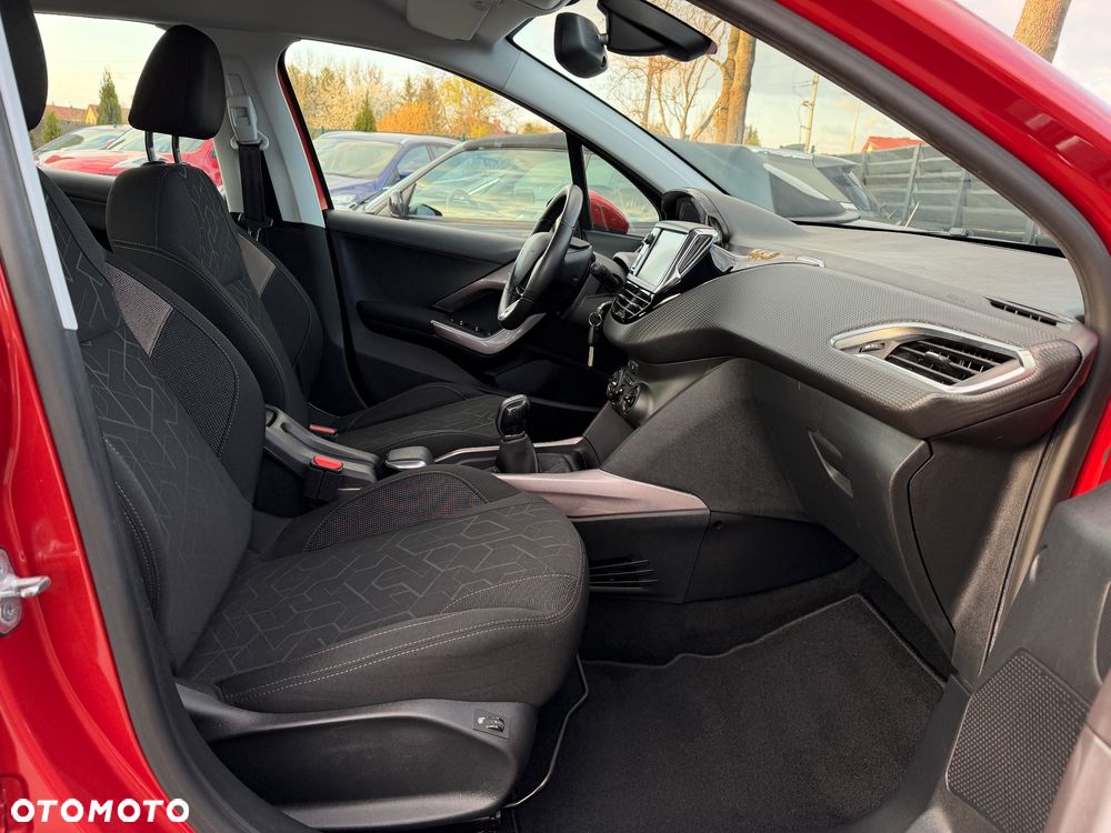 Peugeot 2008 - 23