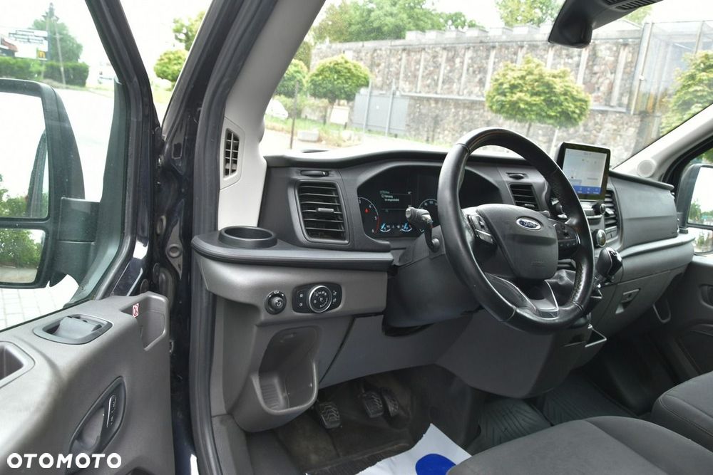 Ford Transit - 12
