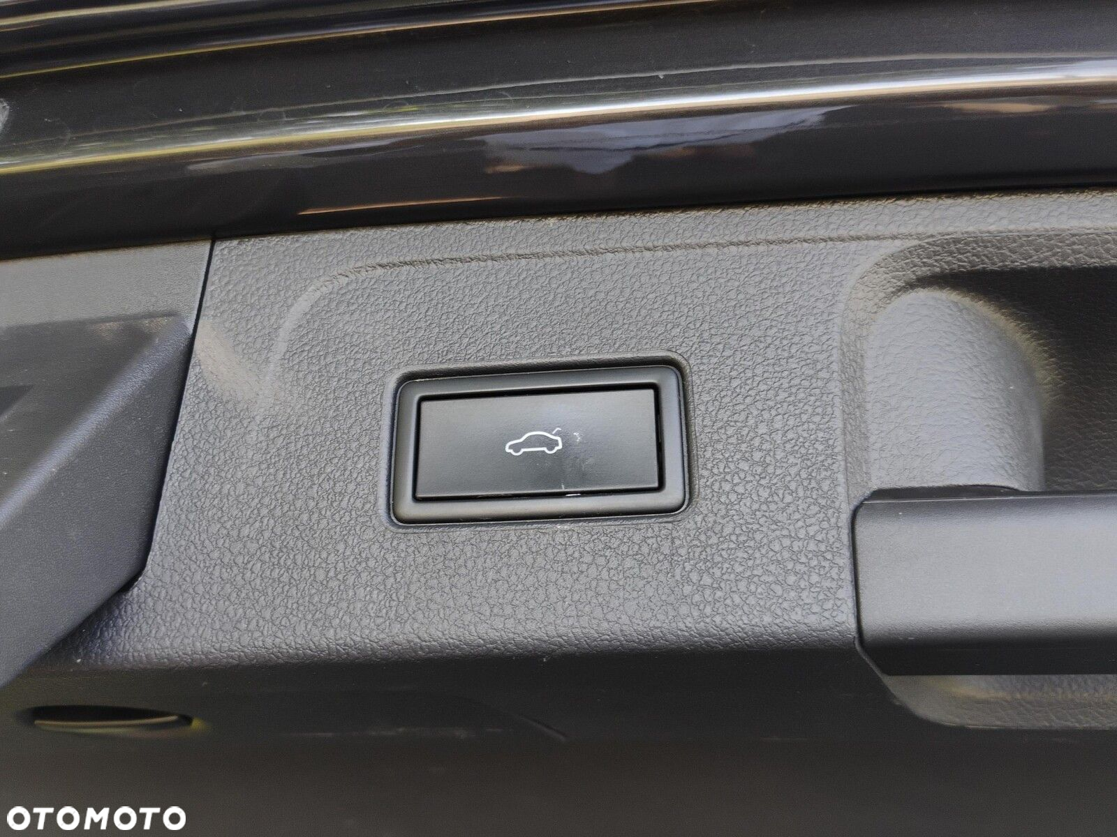 Volkswagen Passat 2.0 TDI Business DSG - 33