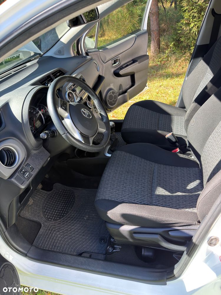 Toyota Yaris 1.33 Active - 18