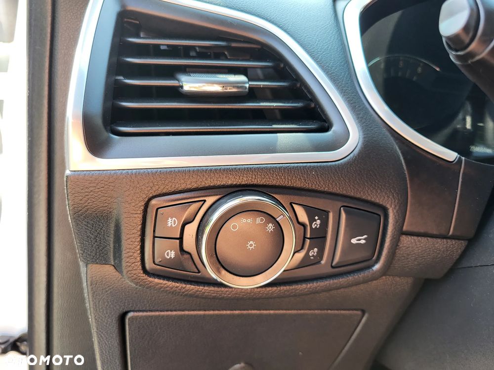 Ford S-Max 2.0 TDCi Titanium PowerShift - 31