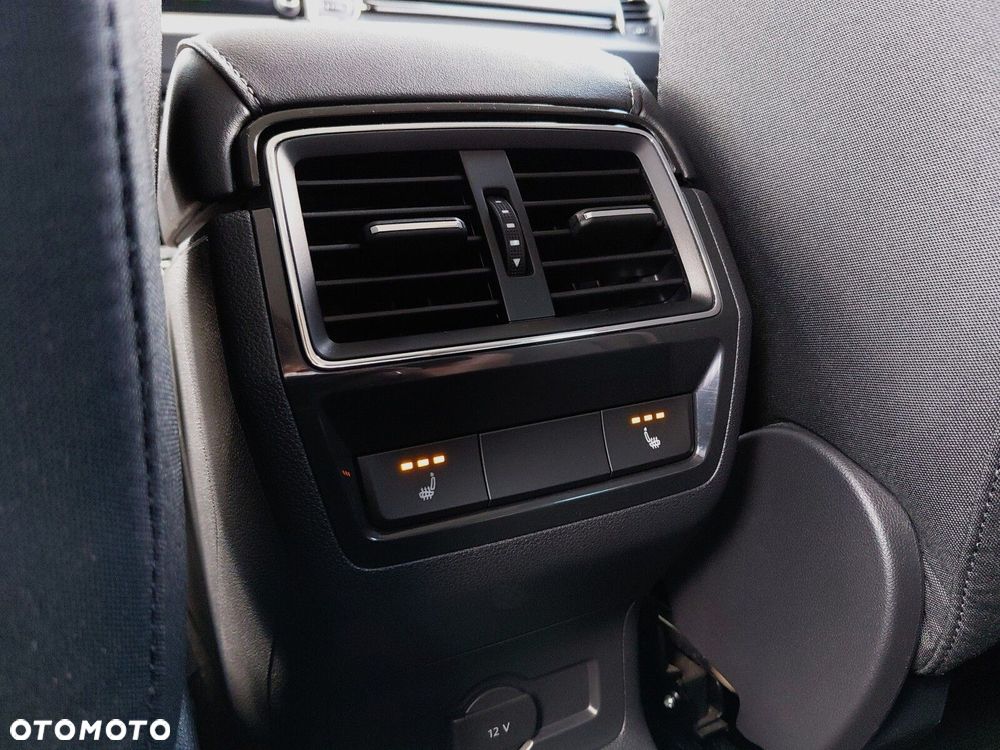 Skoda Karoq 1.5 TSI ACT Style DSG - 27