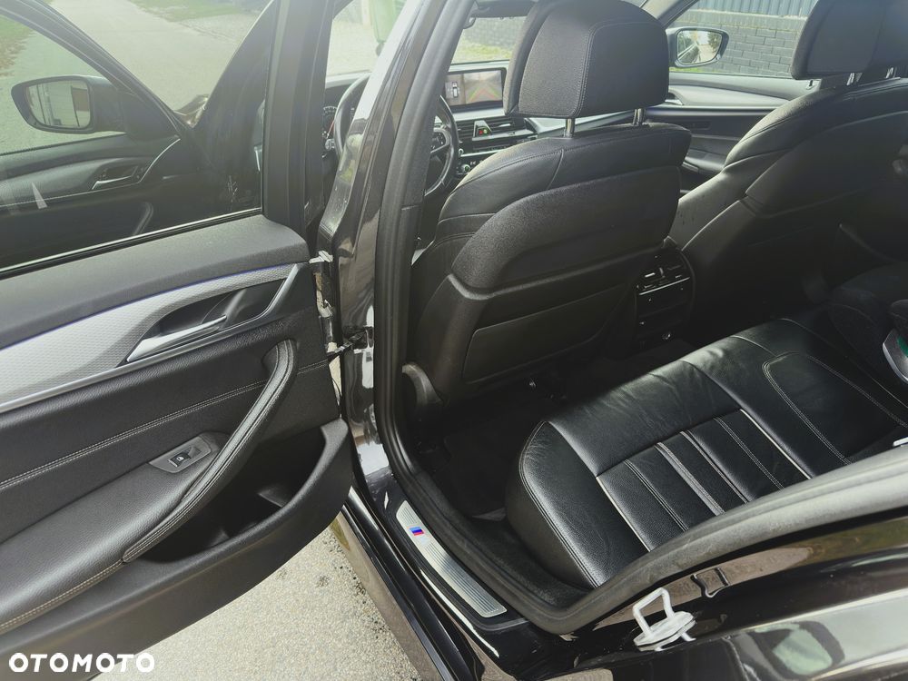 BMW Seria 5 530d xDrive - 6