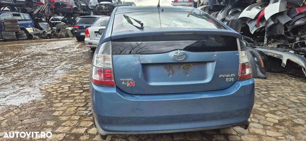 Haion cu geam luneta spate portbagaj Toyota Prius 2004 - 1