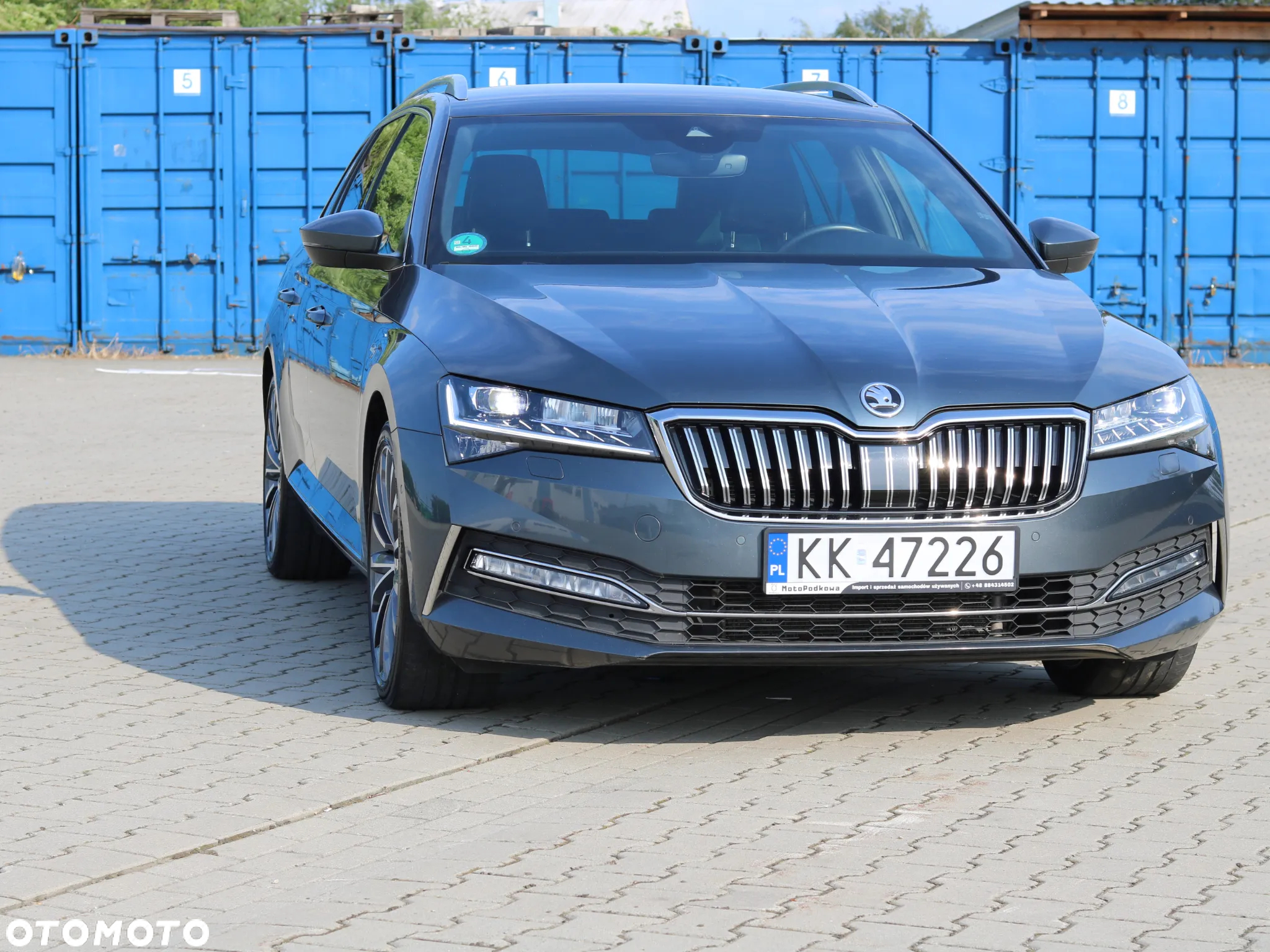 Skoda Superb Combi 2.0 TDI DSG L&K - 11
