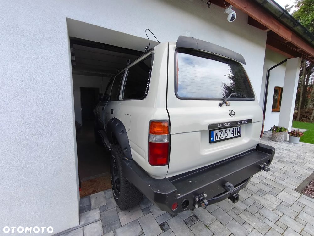 Toyota Land Cruiser - 4