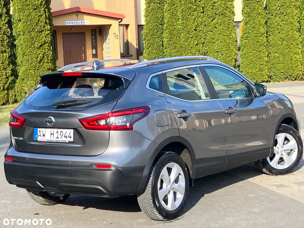 Nissan Qashqai 1.3 DIG-T N-Connecta EU6d - 11