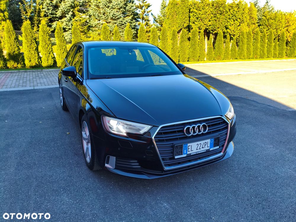 Audi A3 Sportback 1.6 TDI S tronic Attraction - 9