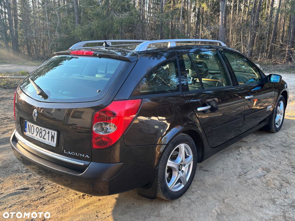 Renault Laguna 2.0 dCi FAP Initiale - 9