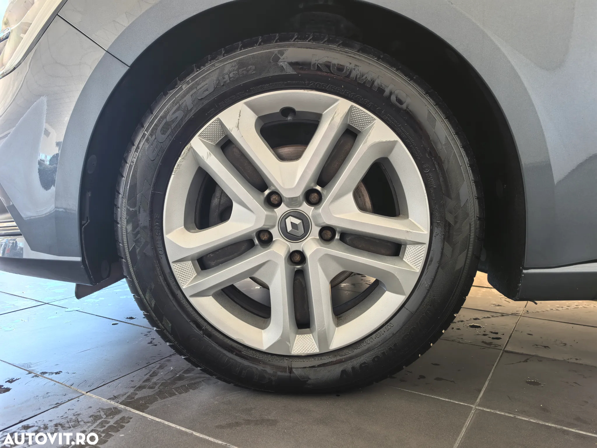 Renault Megane ENERGY TCe Zen - 5