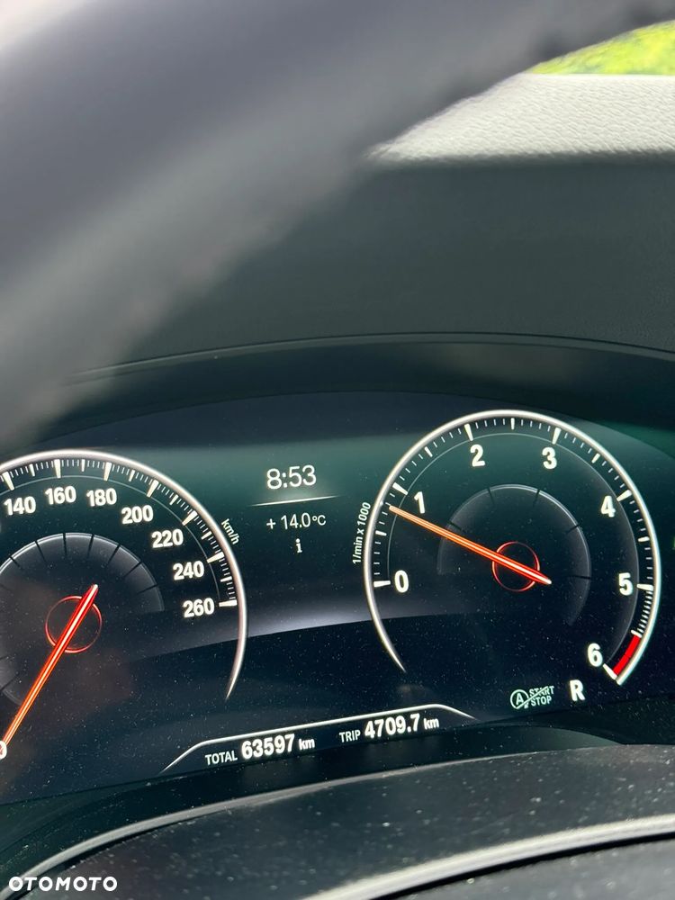 BMW Seria 5 520d xDrive M Sport sport - 18