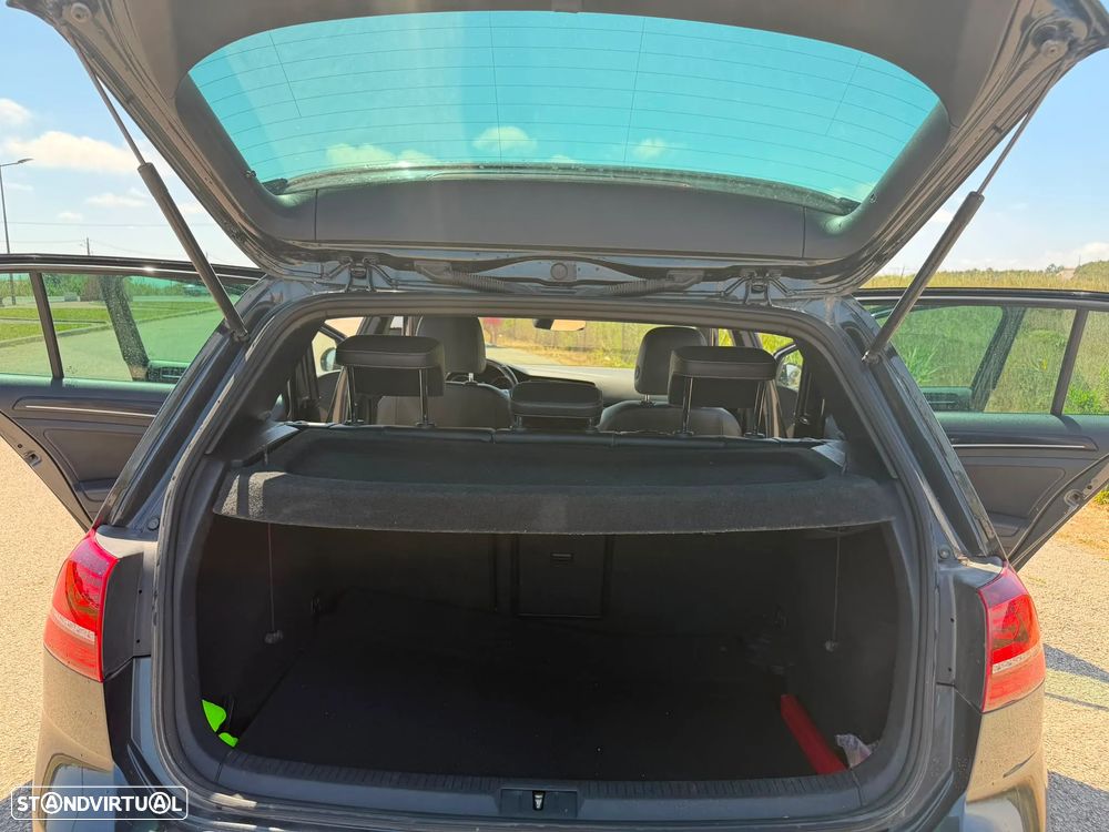 VW Golf - 11